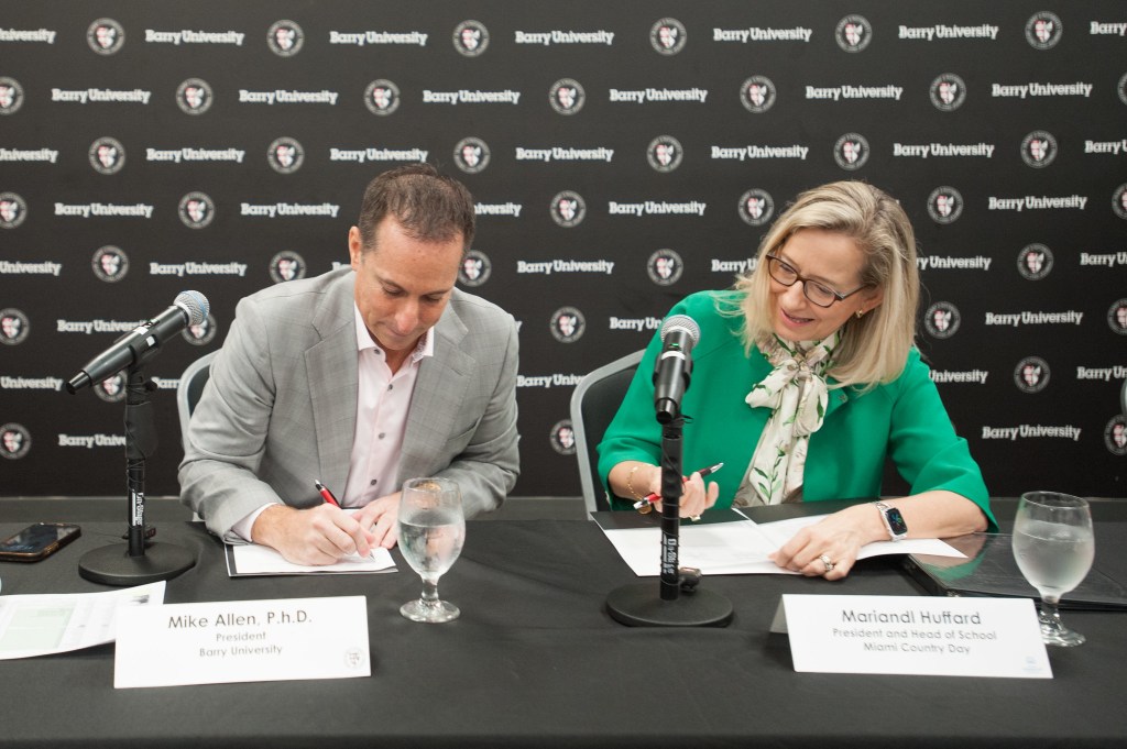 Barry University and Miami Country Day School Announce Athletic Facility&nbsp;Partnership