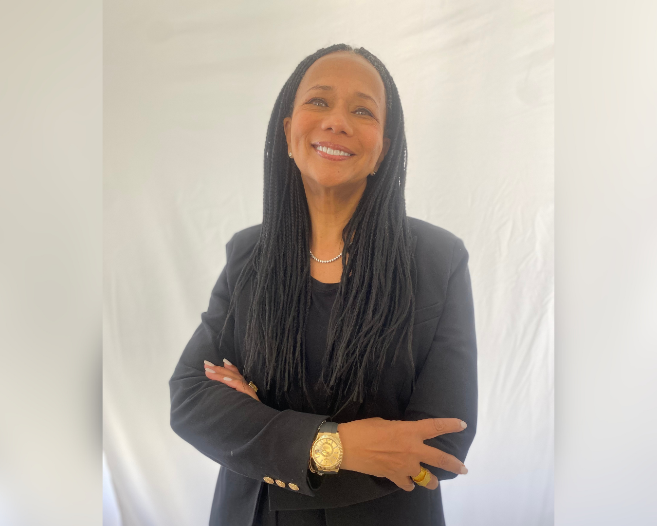 Barry University Alumna Dr. Linda Tolbert Reaches Amazon Best-Seller Status